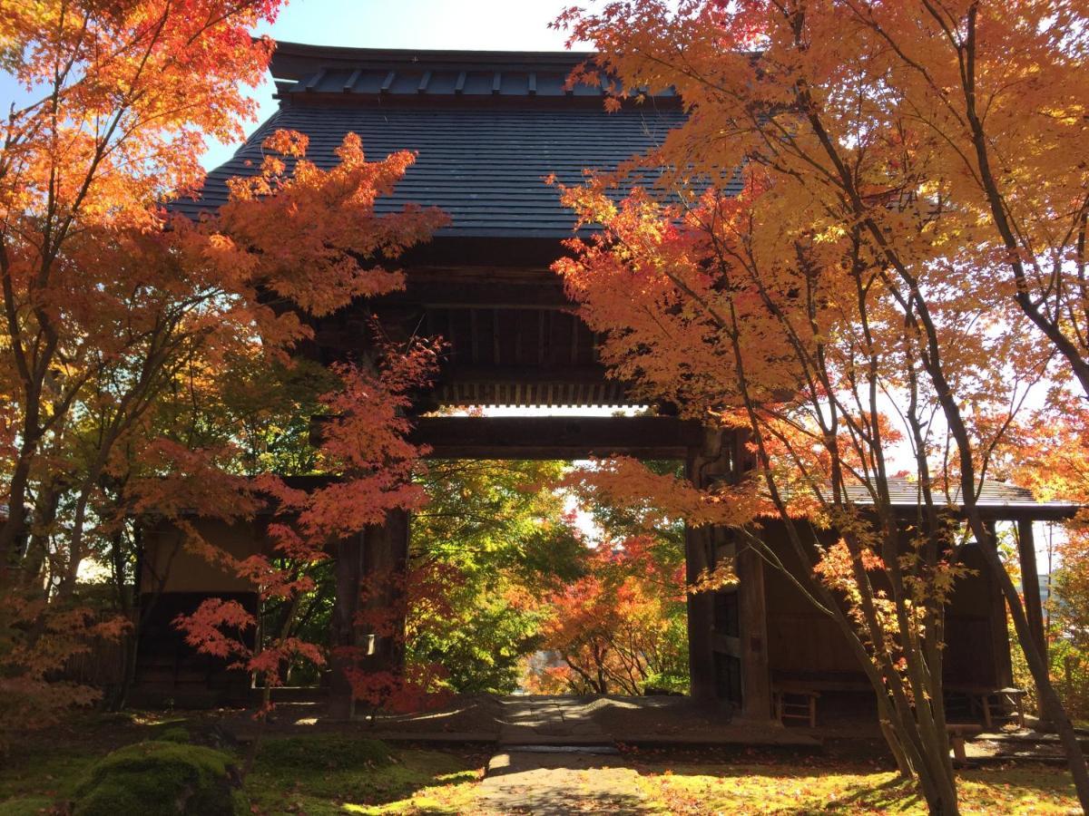 Nabekura Kougen Mori-No-Ie Hotel Iiyama Exterior photo